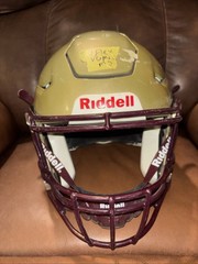 Riddell Speed Flex Medium Football Helmet (Vegas Gold W/ Maroon Face Mask)
