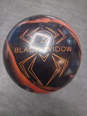 Hammer Black Widow 3.0 Bowling Ball 15 lbs Preowned Span 5 Inches Orange Swirl
