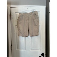 Tail Golf Shorts Beige Polyester Spandex Stretch Performance Size 12 Golfcore