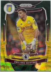 Emiliano Martinez – Prizm Premier League Green Gold Wave 2021-22