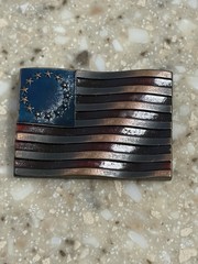 CNC Creations USA 1776 Waving Flag Golf Ball Marker Bronze 13 Stars RED WHITE BL