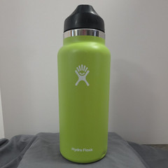 Hydro Flask 32 fl oz Green Stainless Steel Water Bottle Flip Straw Lid