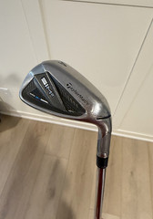 TaylorMade SIM 2 Max Approach Wedge RH Steel Shaft Regular Flex 49° 9B