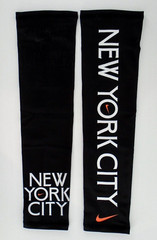 Nike Dri-Fit Running Sleeves Adult S/M New York City Black