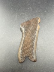LUGER P08 RIGHT SIDE GRIP CHECKERED WOOD NUMBERED ON BACK