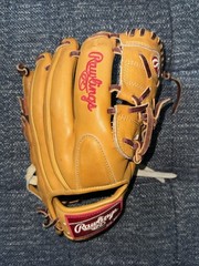 Rawlings Heart Of The Hide RHT Tan Two Piece 11.75” Pitcher Infield Glove