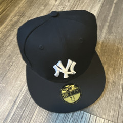 New Era 59FIFTY Fitted New York Yankees Cap Hat Black White Logo