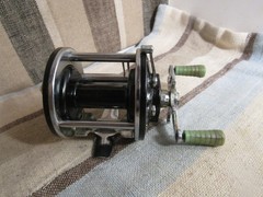 Vintage Penn Peerless No. 109 Levelwind Reel -Good Working-Read; Handles Worn