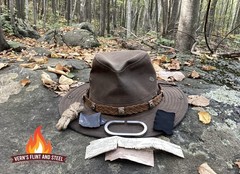 C-shaped Flint and Steel Fire striker with free flint and extras / Camping tool