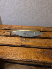 *Vintage Unknown Wooden Fishing Lure With Painted Eyes. NES14