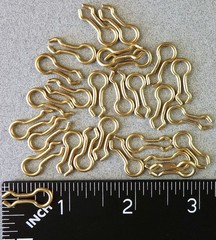 100 Count Size #2 Brass Sinker Eyes – Eyelets for Hilts & Do-It Lead Weight Mold