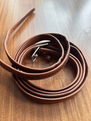 Butet 60” Stirrup Leathers Excellent Used Condition Gold Hunter Jumper