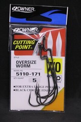 OWNER Black Chrome Oversize Worm Hooks 5110-171 Size 7/0 – 5 pack – Bass Hook
