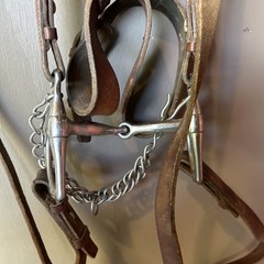 Western Bridle Rig w/ Snaffle Bit, Chin Strap, Leather Reins Vintage