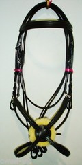 New Deluxe Mexican Grackle, Figure of 8 Noseband Bridle free Reins- Black (Cob)