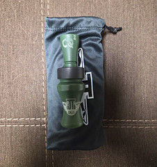 Jt Calls CQ2 Duck Mouth Call Green/Black Plastic w/ Drawstring Bag