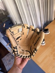 Wilson A2000 11.5″ Left Hand Throw Leather 5-Finger Baseball Glove Tan/Black