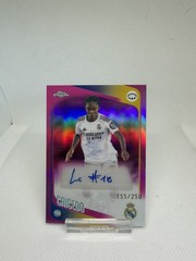 2025-26 Topps Chrome UWCL Linda Caicedo Pink Refractor Auto /250 Real Madrid