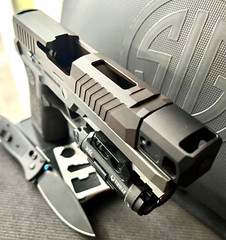 Sig P320 Slide w/ Compensator + Grey Ghost Parts Compact 3.9″ Upper + FREE KNIFE