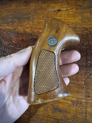 Vintage OEM TARGET DAN WESSON Checkered Wood Target Grip. Square Tang Models.