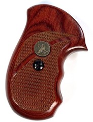 NEW Pachmayr Renegade Checkered Rosewood Laminate Grip Taurus 85 – 63080