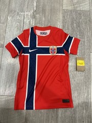 NIKE NORWAY 26 HOME STADIUM ERLING HAALAND JERSEY KIDS IB5150-673-YS SIZE SMALL