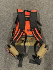 Q5 Centerfire Vest, Blaze & Coyote Brown, S/M (fits waist under 39in)
