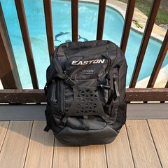Easton Walk-Off NX Elite Black Bat Backpack Bag Softball/Baseball Pre-Owned