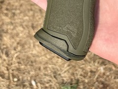 Green PSA Dagger Flared Magwell – Glass Reinforced Nylon