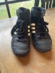 Kids Adidas Wrestling Shoes Black White Stripes Lace Up Size 2.5 Youth
