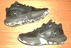 Under Armour Lockdown 7 Black Metallic Silver White Mens Size 8.5 *EUC*