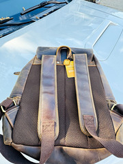 LANNSYNE Brown Leather Hiking Backpack Medium Flap Top Rucksack