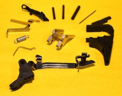 GLOCK 17 Gen 3 Lower Parts Kit LPK Free-Shipping + G 17 Locking Block