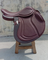 Leather Jumping/Close contact, Double Flap Changeable Gullets Saddle