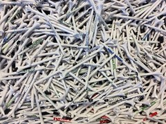 500 Overrun and Misprinted 3 1/8″ Plastic Golf Tees, New and Unused Misprint