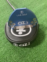 Lab OZ.1i 35-inch Right-Handed Blue 35″ Putter with Head Cover