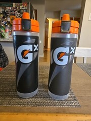 2 Gatorade X Orange Grip 30 FL Oz Water Bottle Snap Lid See All Pics/Descript