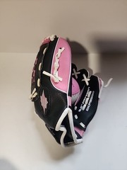 🔥EASTON 9.5 inch Baseball Glove Girls «GKP9500» pink/black With Ball