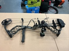 Bear Species EV Compound Bow for Unisex Adult Archery / USA SHIPPING ONLY