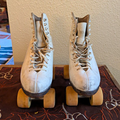 Vintage Riedell Gold Star Roller Skates Size B 5-8 Split•Sure-Grip Classic Plate