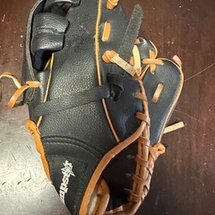 Champs Youth Baseball / Softball Glove – Black & Tan