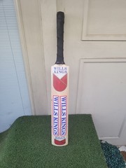 *RARE* VINTAGE 1990s WILLS KINGS 33.5″ CRICKET BAT *NEW OTHER* STILL IN PLASTIC