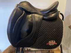 17.5″ MacRider Evolution Dressage Saddle