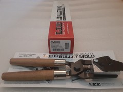 Lee 2-Cavity Bullet Mold 358-148-WC 38 Sp, 357 Mag, 38 Colt 148 Grain Wadcutter