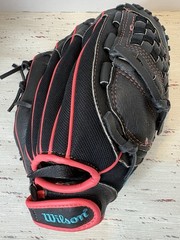 Wilson Flash 11.5″ Fast Pitch LH Glove WBW100416115 Black/Pink All Position