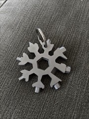 18-in-1 Snowflake Multi Tool Stainless Steel Pocket Screwdriver Wrench EDC Keych