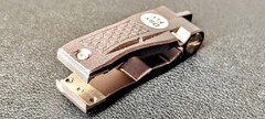 Magnetic Nippers: Hook Threader, Eye Cleaner, Machined Aluminum