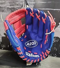 Wilson A200 All Position T-Ball 10 Inch Glove Red And Blue 2-6 Year Olds
