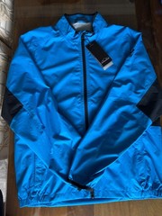 NWT MEN’S SUN MOUNTAIN MONSOON JACKET, SIZE: M, COLOR: ROYAL/BLACK (M5.26)