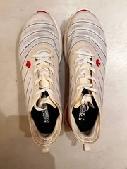 Imported Descente White and Red Men’s Running Shoes Size 10